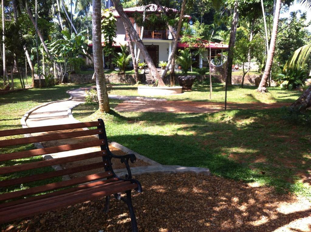 Priyanka Villa Bentota Exterior foto
