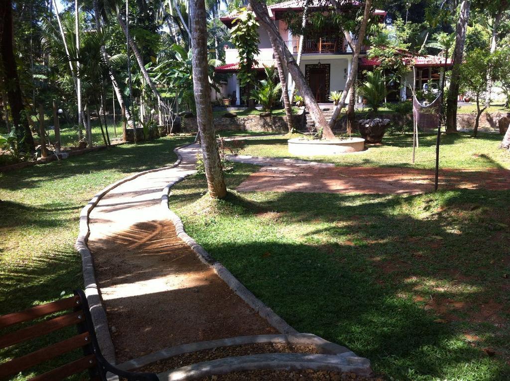 Priyanka Villa Bentota Exterior foto